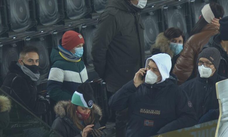 stadio senza mascherina Benevento Monza 4 febbraio