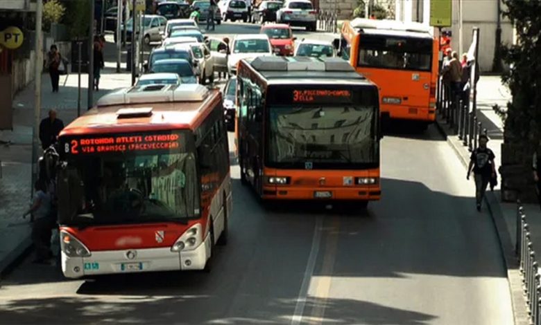 autista autobus aggredito benevento volume cellulare 4 marzo